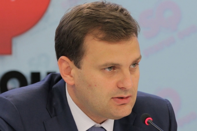 В ХАРЬКОВЕ НАЧАЛЬНИК ГОСФИНИНСПЕКЦИИ КОСИНОВ "КОСИТ" БЮДЖЕТНЫЕ СРЕДСТВА