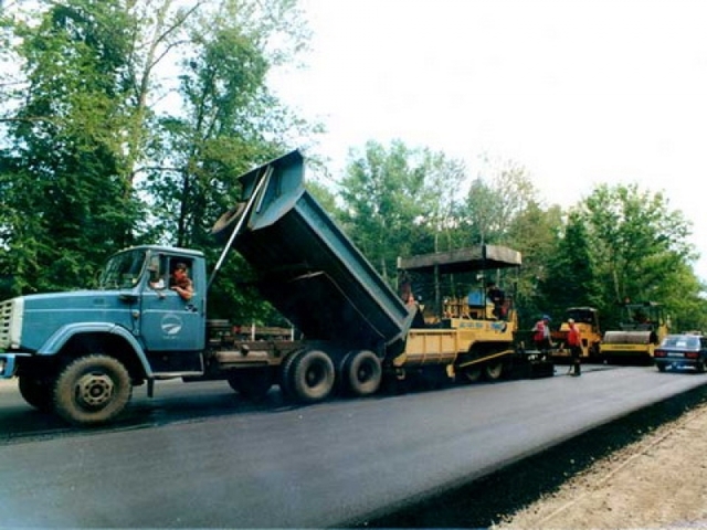 Гройсман: осенью будут масштабные проверки качества дорожных работ