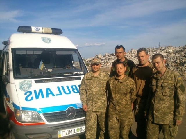 Добровольці-медики припиняють роботу зі Збройними силами України