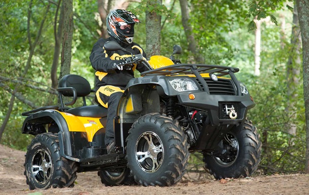 Внук мэра Путивля катался пьяным по городу