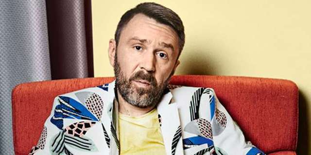 Шнур похвастался селфи с футболистом сборной Украины