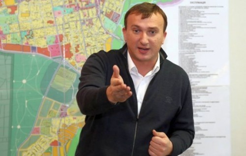 За 60 гривень: як "житєлі Єрпєня" мітингують за втікача Карплюка