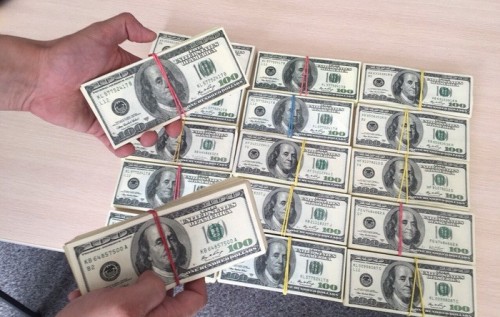 На Черкащині місцевий чиновник попався на хабарі у майже $200 тисяч