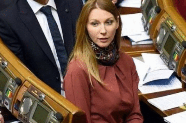 Нардеп Червакова публічно присоромила шеф-редактора «Детектор медіа» Наталію Лігачову