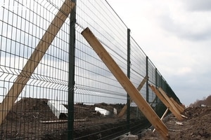 Проект "Стіна": хто ще, крім Яценюка, наварив кишені