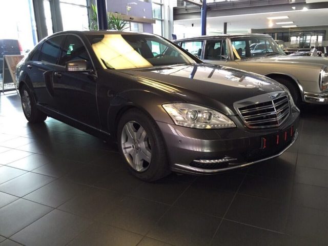 Таємний броньовик для Коболєва за 4,5 мільйони запропонували бізнесмени, пов’язані з «Укргазвидобуванням»