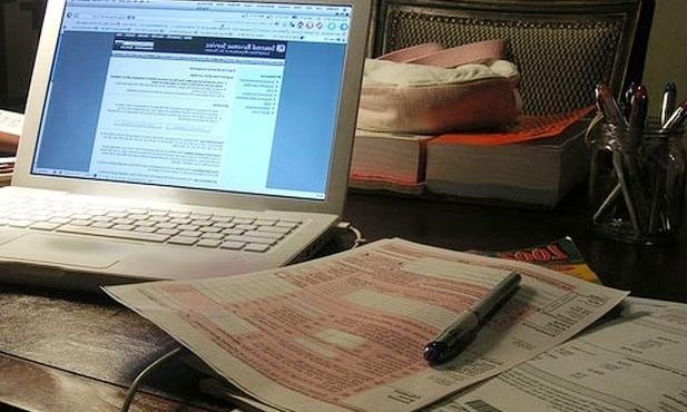 Тестова система е-декларування легалізує кеш від контрабанди в АТО та обвалить гривню