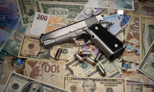 Террористы предлагают «новые развлечения для богатых людей» на Донбассе