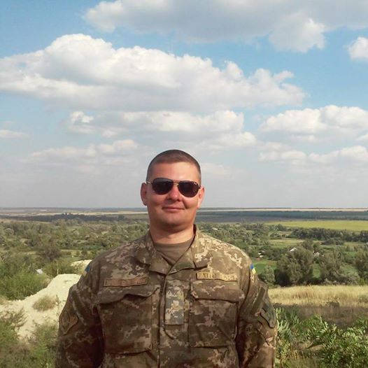 Залишилося троє діток: Волонтер показала офіцера, котрий загинув у бою з російською ДРГ