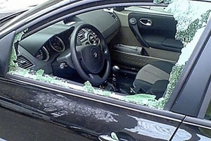 Убежать не удалось: в Николаеве участник АТО "скрутил" автовора и передал полиции