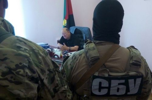 Мэра Торецка «закрыли» в СИЗО за сепаратизм. Взялись за его команду (Список)