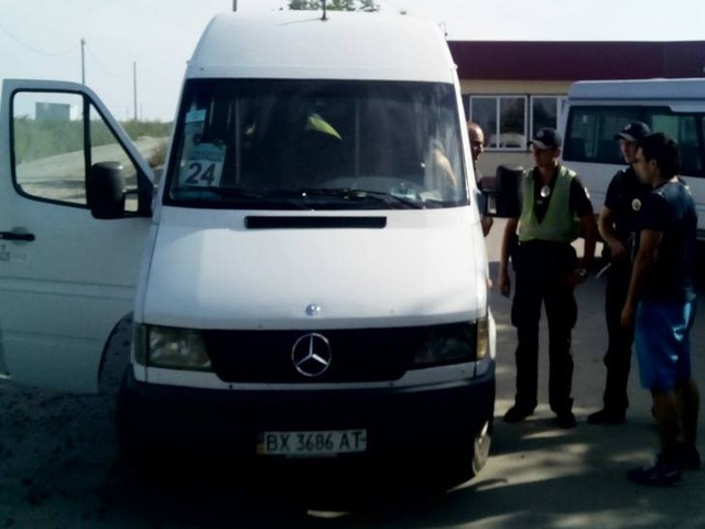 Водій хмельницької маршрутки довів дитину загиблого АТОшника до істерики