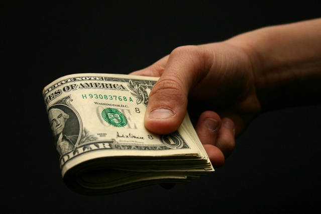 Черный валютный рынок: ждем 32