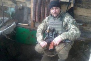 БІЛЯ ЗАПОРІЖЖЯ НЕВІДОМІ ВИКИНУЛИ З ПОЇЗДА БІЙЦЯ АТО - ЗМІ