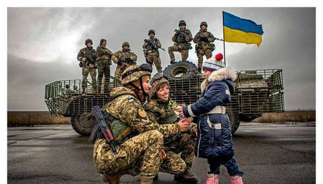 Муравский опубликовал новые фото украинских военных на Донбассе