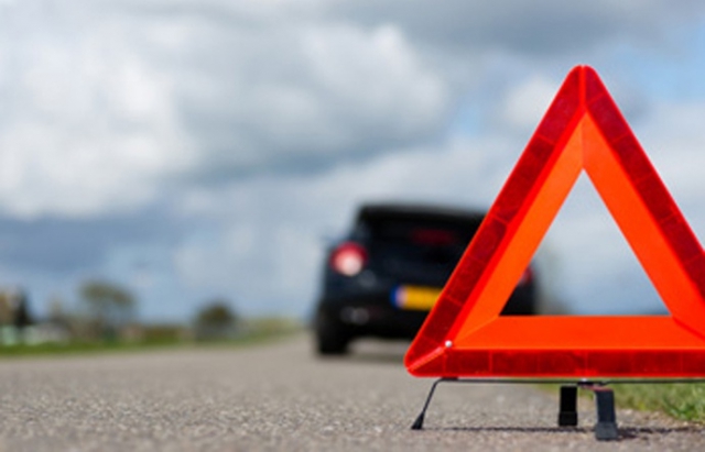 Поліція розшукує закарпатця, який насмерть збив молоду пару і поїхав з місця аварії