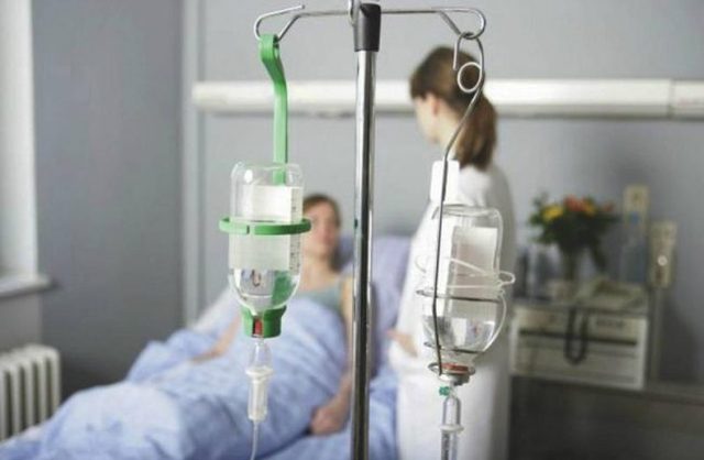 Масове отруєння на Закарпатті: у лікарні опинилися понад 20 людей