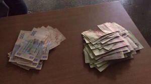 В КИЕВЕ ЧИНОВНИК ПОПАЛСЯ НА КРУПНОЙ ВЗЯТКЕ