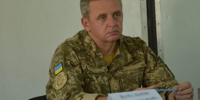 Муженко: В Иловайске добровольцы поставили нам ультиматум