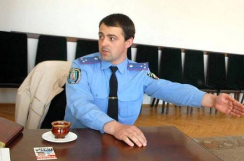 Лейтенант, осужденный за убийство студента, прошел в новую полицию