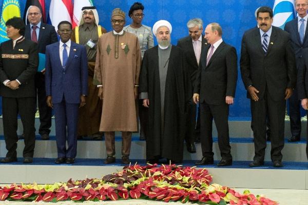 Юлия Латынина: Нож в спину — это по-нашему