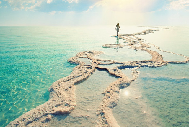 ПОЧЕМУ ПРОДВИНУТАЯ МОЛОДЕЖЬ БОЛЬШЕ НЕ ПОКУПАЕТ АВТО И КВАРТИРЫ