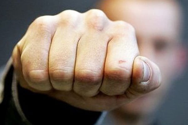 В Ужгороді напали на родину ромів, член якої прийшов з АТО