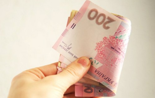 О нищенских стипендиях рассуждают сытые эксперты с двойными подбородками