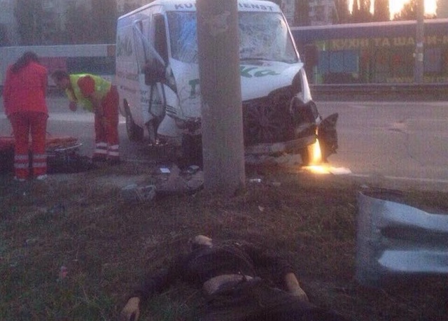 Киевский водитель сбил грабителя насмерть