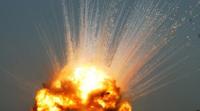 На Донбассе взорвалась "скорая" с военными, есть жертвы