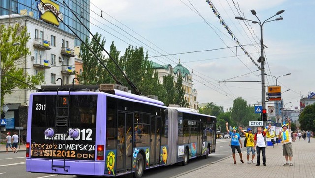 В оккупированном Донецке кондуктор выгнала из троллейбуса боевиков