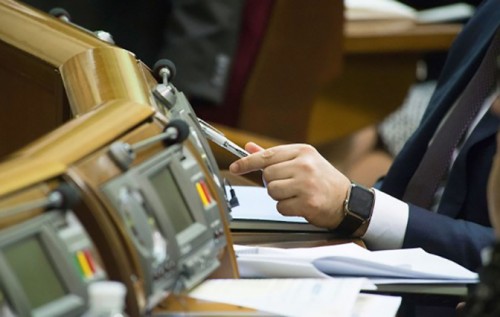 В "Народном Фронте" уже придумали, как прикончить э-декларирование - журналист