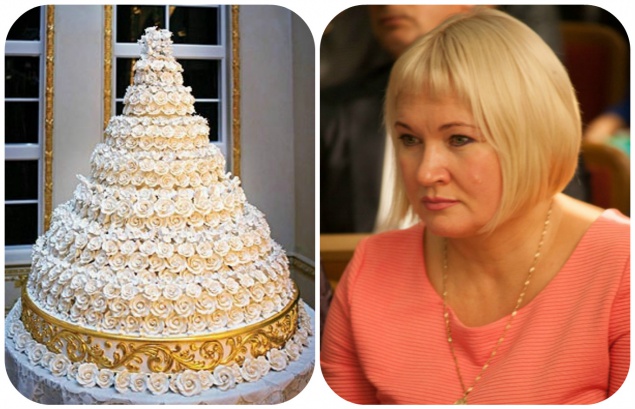 В Кременчуге в лицее №30 на день рождения директора скидываются родители учеников