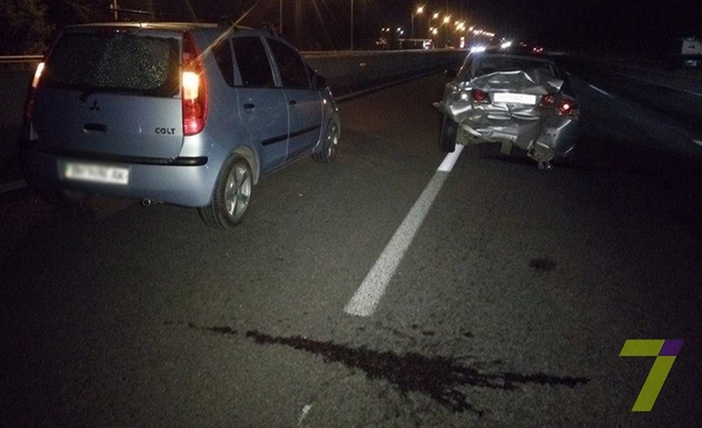 Под Одессой насмерть сбили двух человек