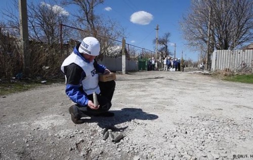 Бойовики ведуть неприцільний обстріл позицій українських військових - штаб АТО