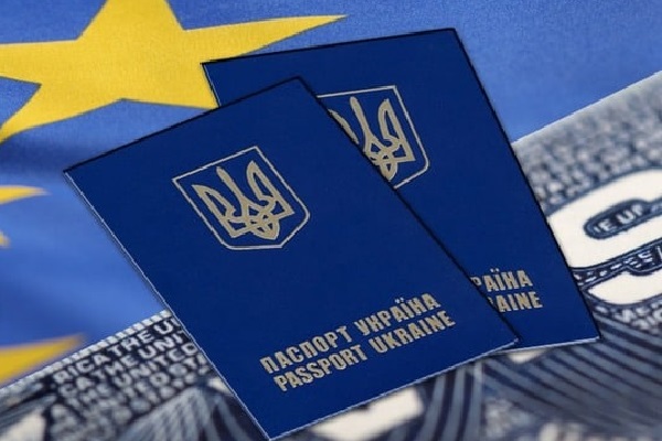 СМИ: Безвизовый режим для Украины может быть платным