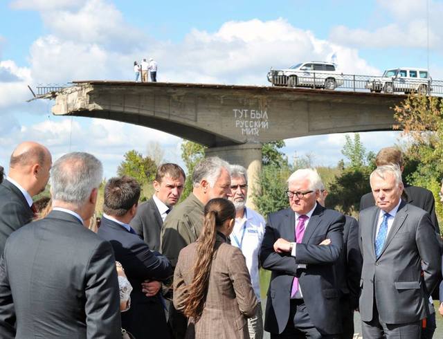Соцсети взорвало знаковое фото с Донбасса