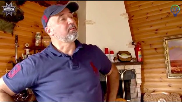 Прокуратура закрыла уголовное производство по факту незаконного обогащения бывшего главного ГАИшника Украины