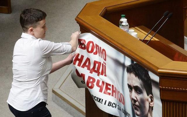 "Он идеально правильный": Савченко заступилась за закон имени себя