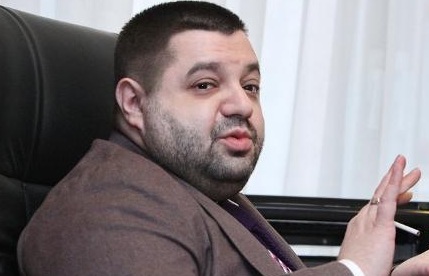 Поверхностные отношения. Грановский забыл, как летал в Лондон с Ликарчуком