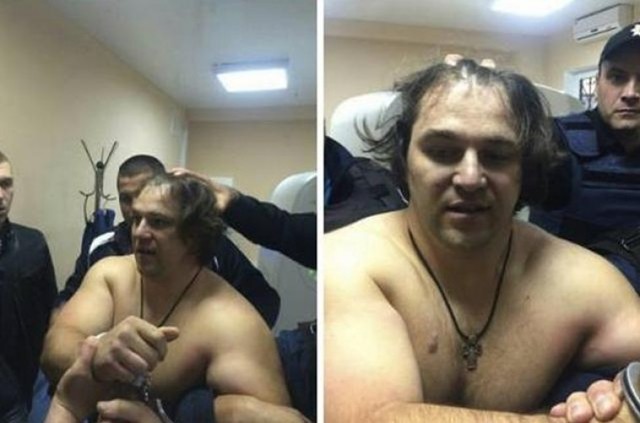 Розстріл поліцейських: спливли цікаві подробиці маскування вбивці