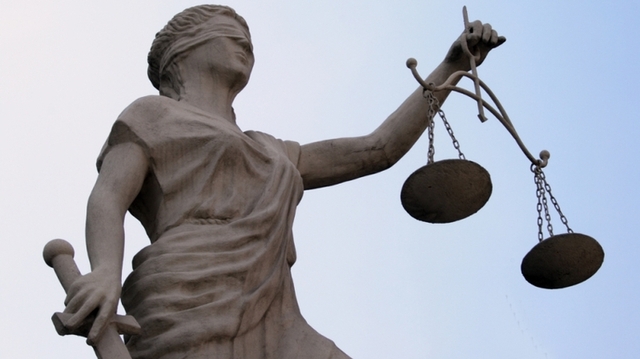 Зачем Порошенко собирает срочное заседание Рады и кого будут увольнять