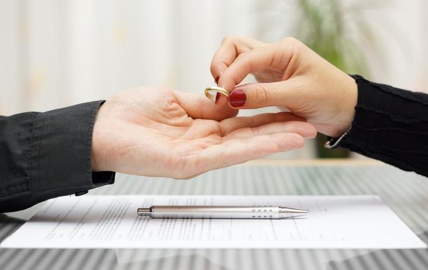 Ради субсидий украинцы подают на развод – СМИ