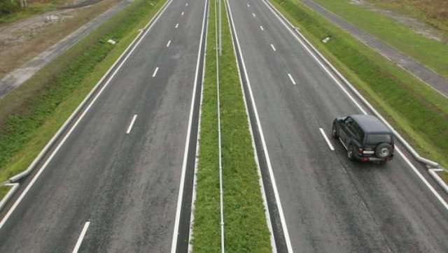 Соцсети высмеяли качество украинских дорог