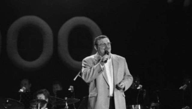 В России школьников заставили петь «Владимирский централ»