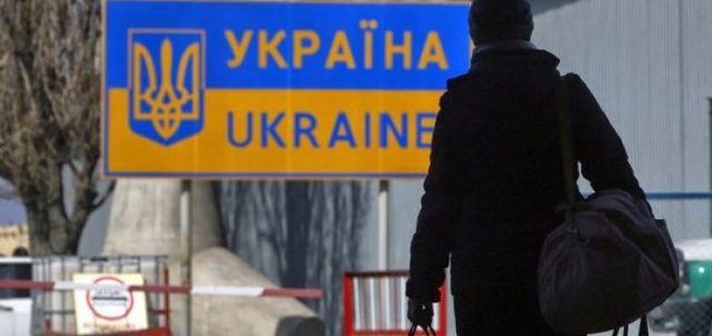 В сети ажиотаж: Блогер Иванов предложил депортировать всех россиян из Украины