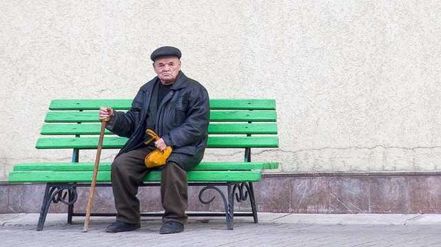 В Минфине заявили о возможном повышении пенсионного возраста