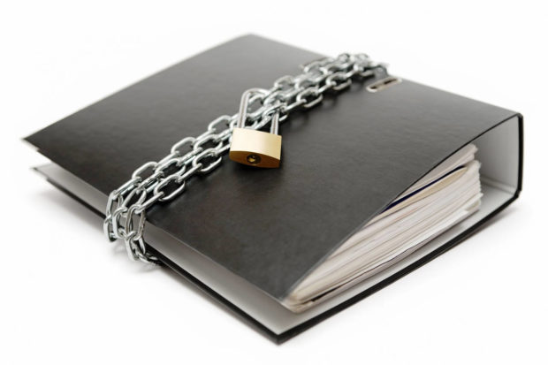 В продаже оказались личные данные 20 млн россиян — в том числе фсбшников