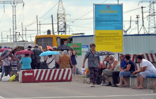 Блогер: Мы умиротворяем агрессора, пошагово отдавая свою землю