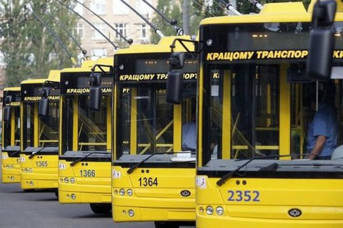 «Київпастранс» замовив партнерам Порошенка транспорту на 675 мільйонів